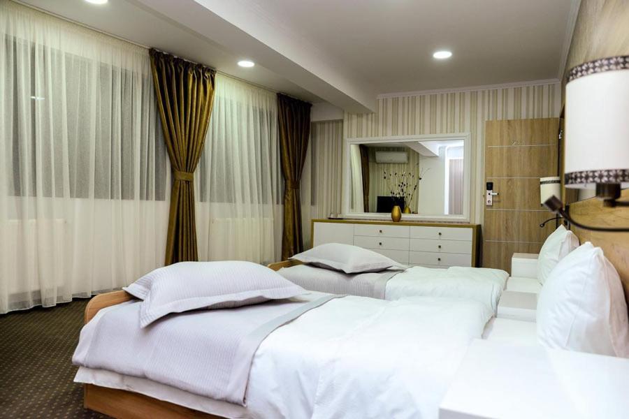 Hotel Ildis Ιάσιο Εξωτερικό φωτογραφία